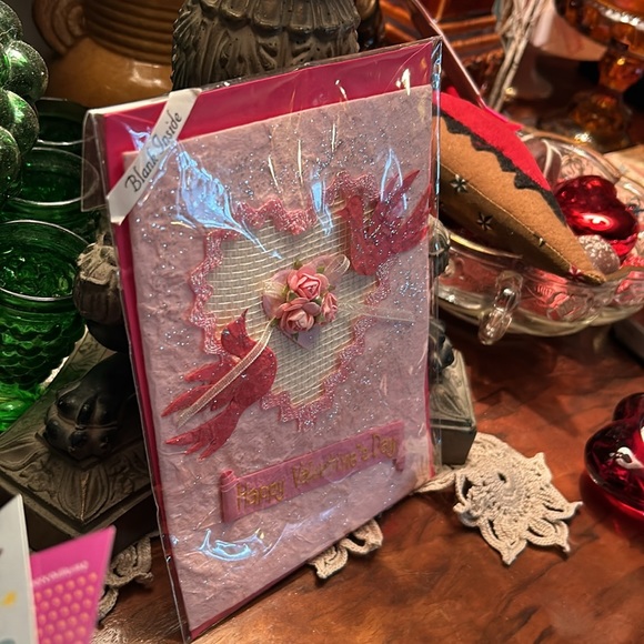 Vintage Style Valentine Card - Picture 3 of 7